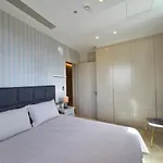Luxury Seaview Escape 3bd In Skyscraper Limassol