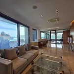 Luxury Seaview Escape 3bd In Skyscraper Limassol
