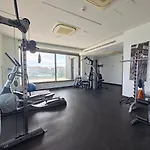Luxury Seaview Escape 3bd In Skyscraper Apartamento Limassol