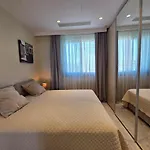 Luxury Seaview Escape 3bd In Skyscraper * Limassol