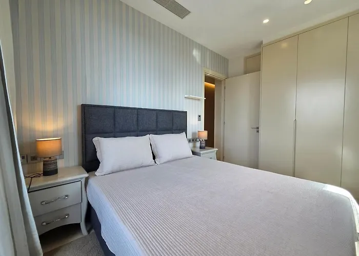 Appartamento Luxury Seaview Escape 3bd In Skyscraper Limisso