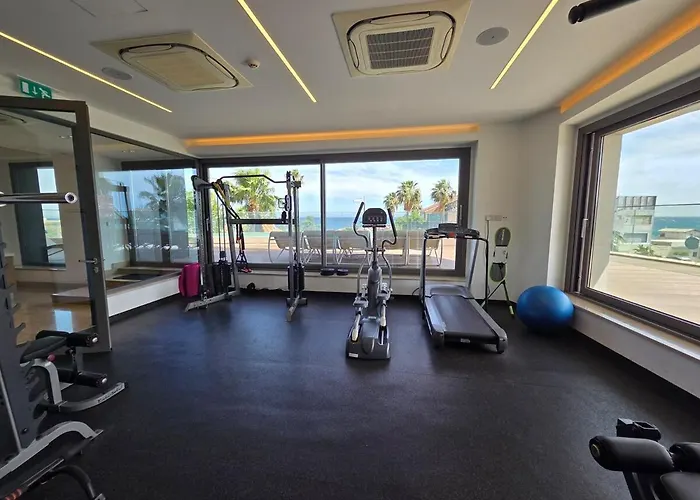 Luxury Seaview Escape 3bd In Skyscraper * Limisso