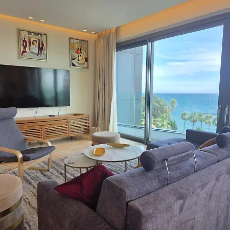 Luxury Seaview Escape 3bd In Skyscraper *