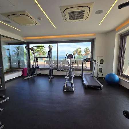 Luxury Seaview Escape 3bd In Skyscraper * Limassol