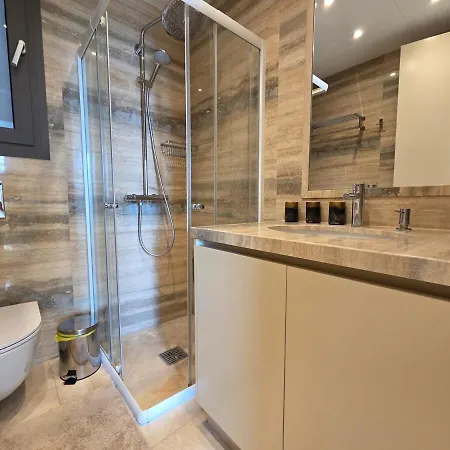 Luxury Seaview Escape 3bd In Skyscraper 아파트
