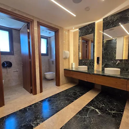 Luxury Seaview Escape 3bd In Skyscraper Διαμέρισμα