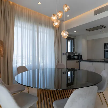 아파트 Luxury Seaview Escape 3bd In Skyscraper