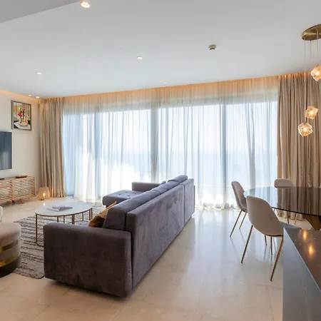 Luxury Seaview Escape 3bd In Skyscraper 아파트 *