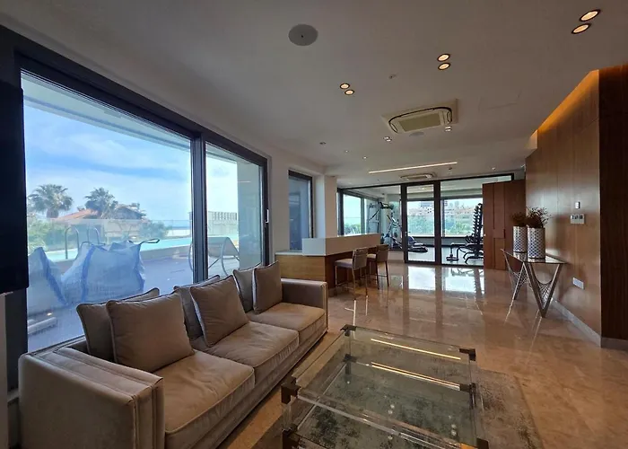 Luxury Seaview Escape 3bd In Skyscraper Limassol