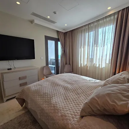Luxury Seaview Escape 3bd In Skyscraper דירה *